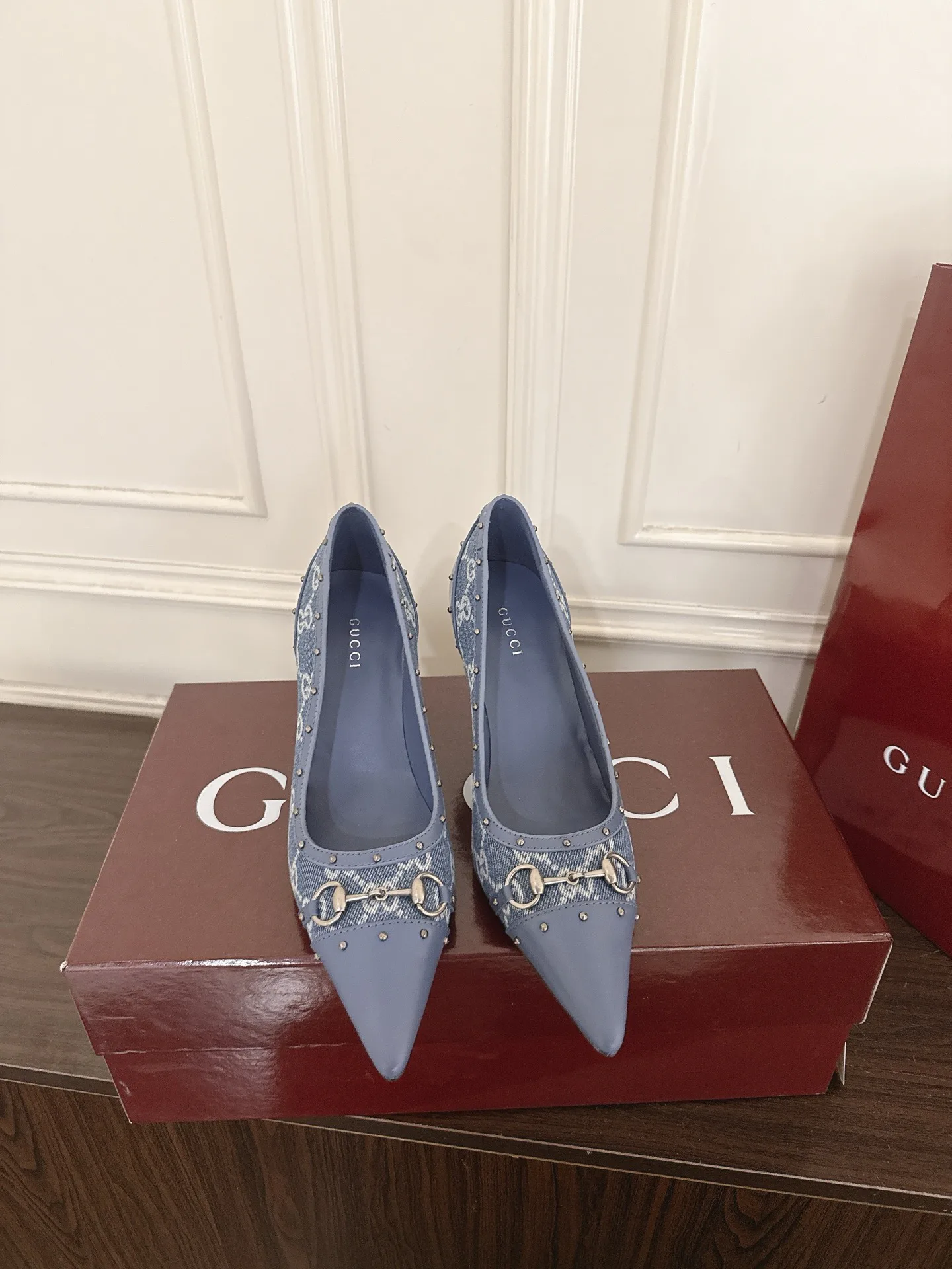 Туфли Женские Gucci 18135610