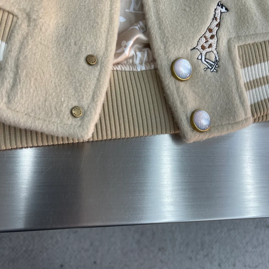 Куртки И Пуховики Мужские Louis Vuitton 1265354