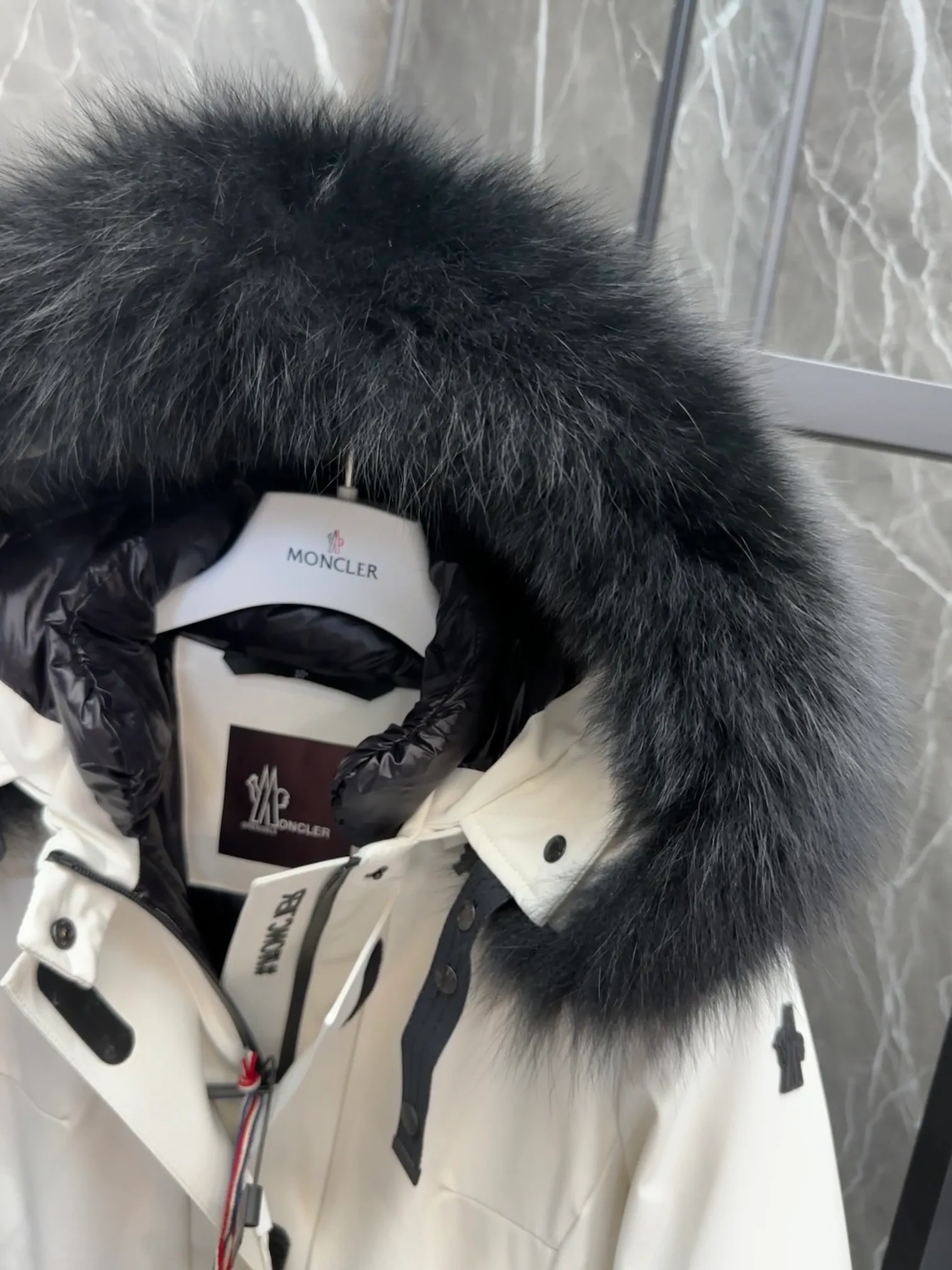 Куртки И Пуховики Женские Moncler 18600094