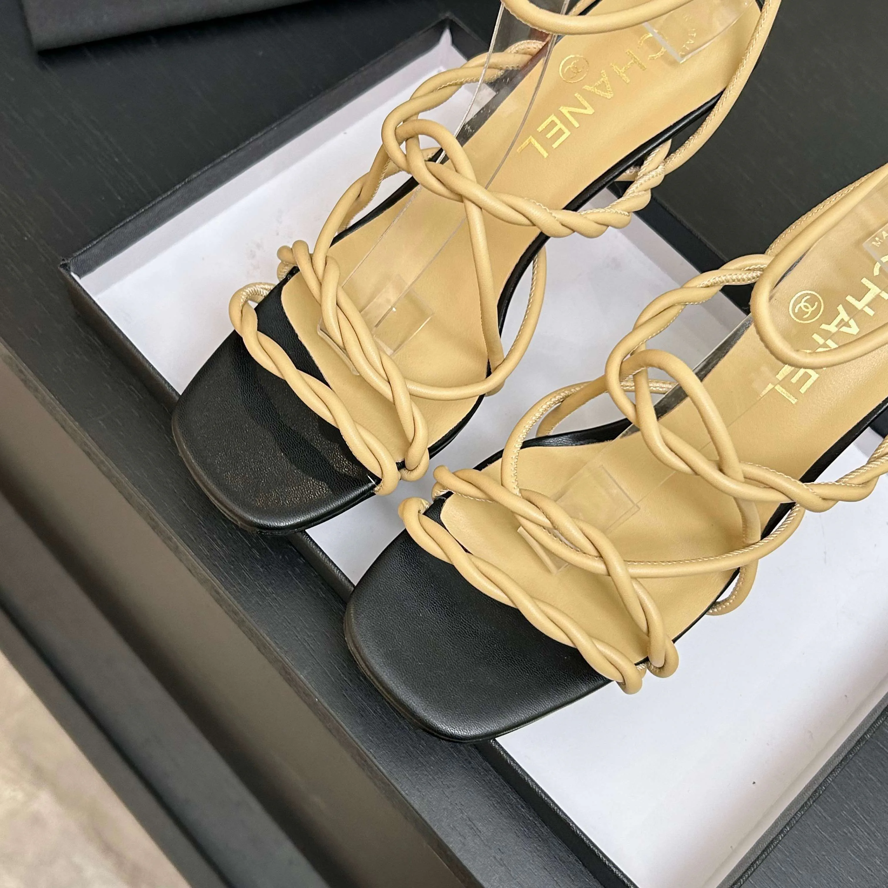 Босоножки Женские Chanel 11776661