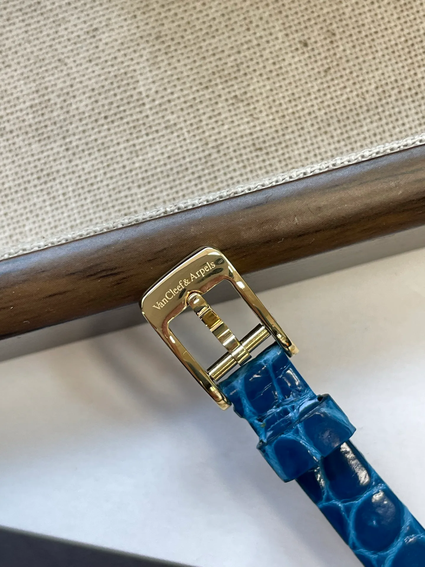 Часы Женские Van Cleef & Arpels 17336727