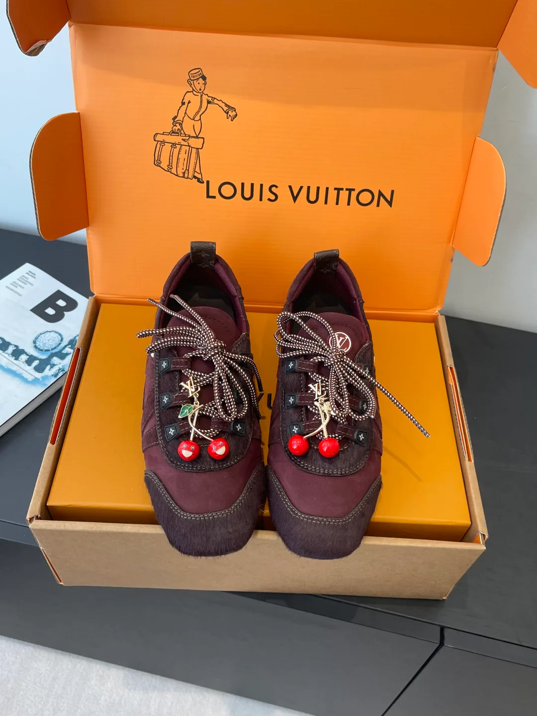 Кроссовки Женские Louis Vuitton 1595085
