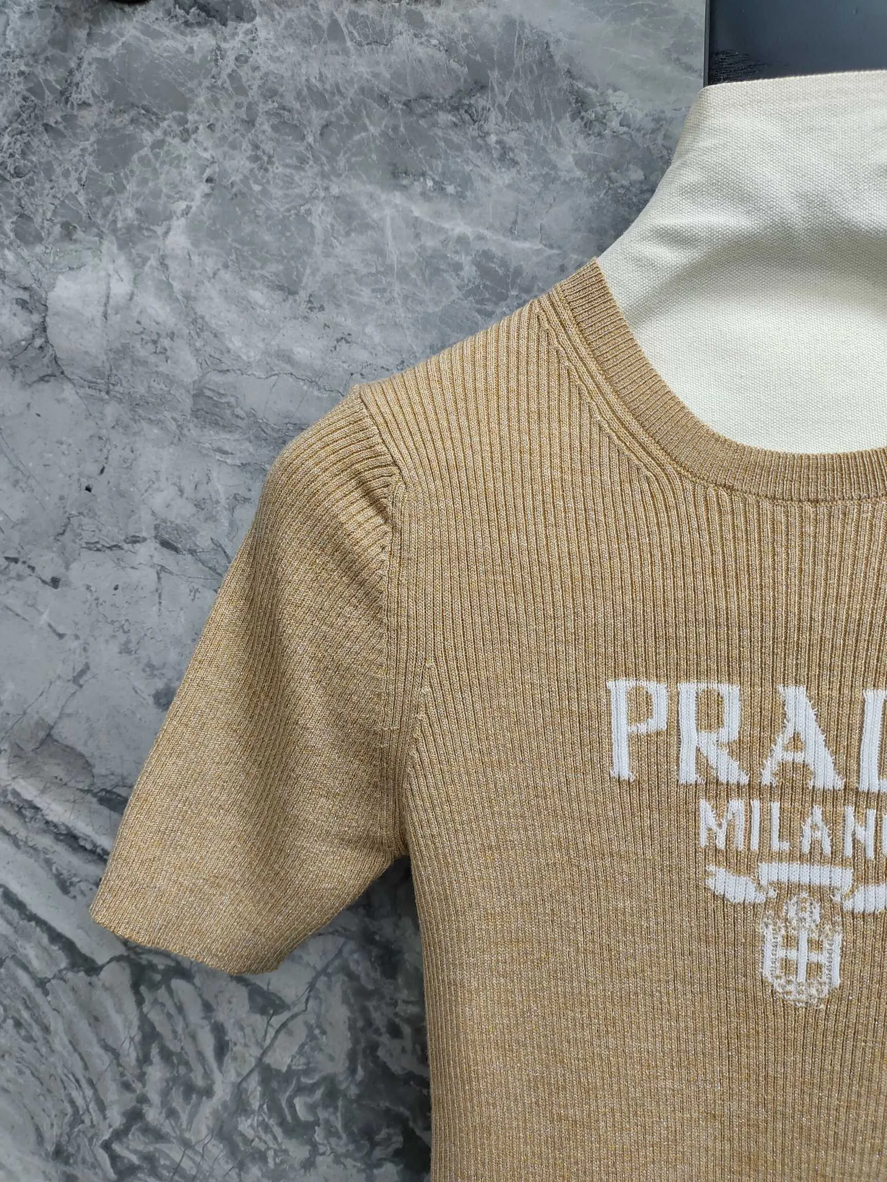 Футболки Женские Prada 9658736