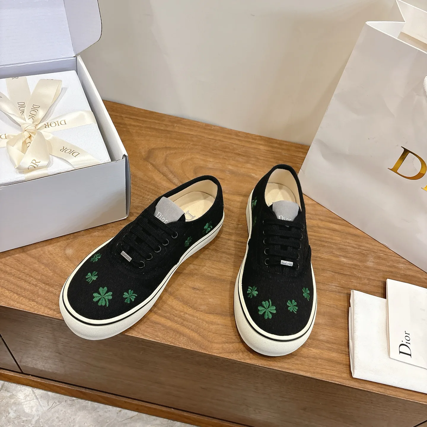 Кроссовки Женские Christian Dior 10000812