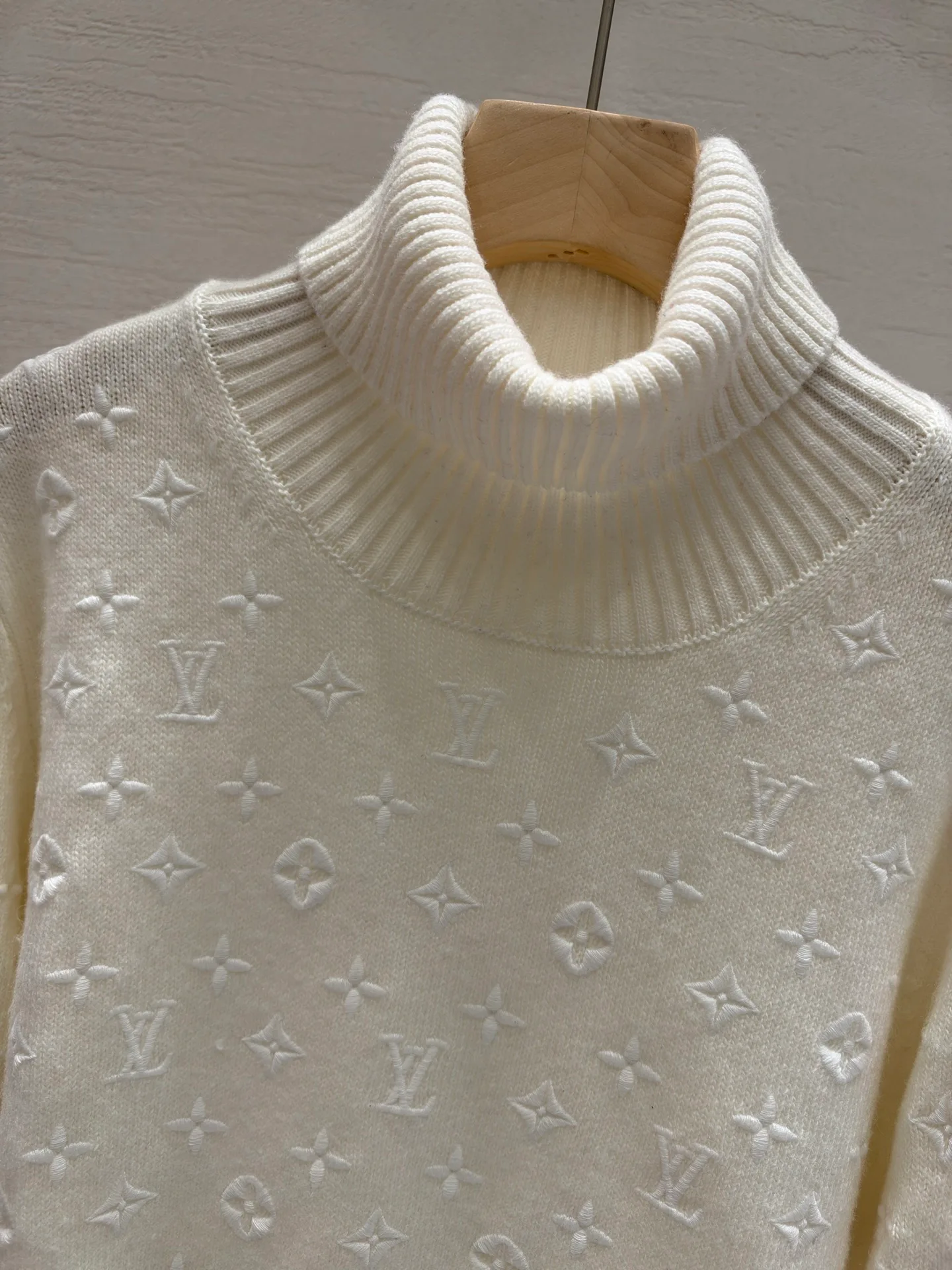 Джемперы И Свитеры Женские Louis Vuitton 19560094
