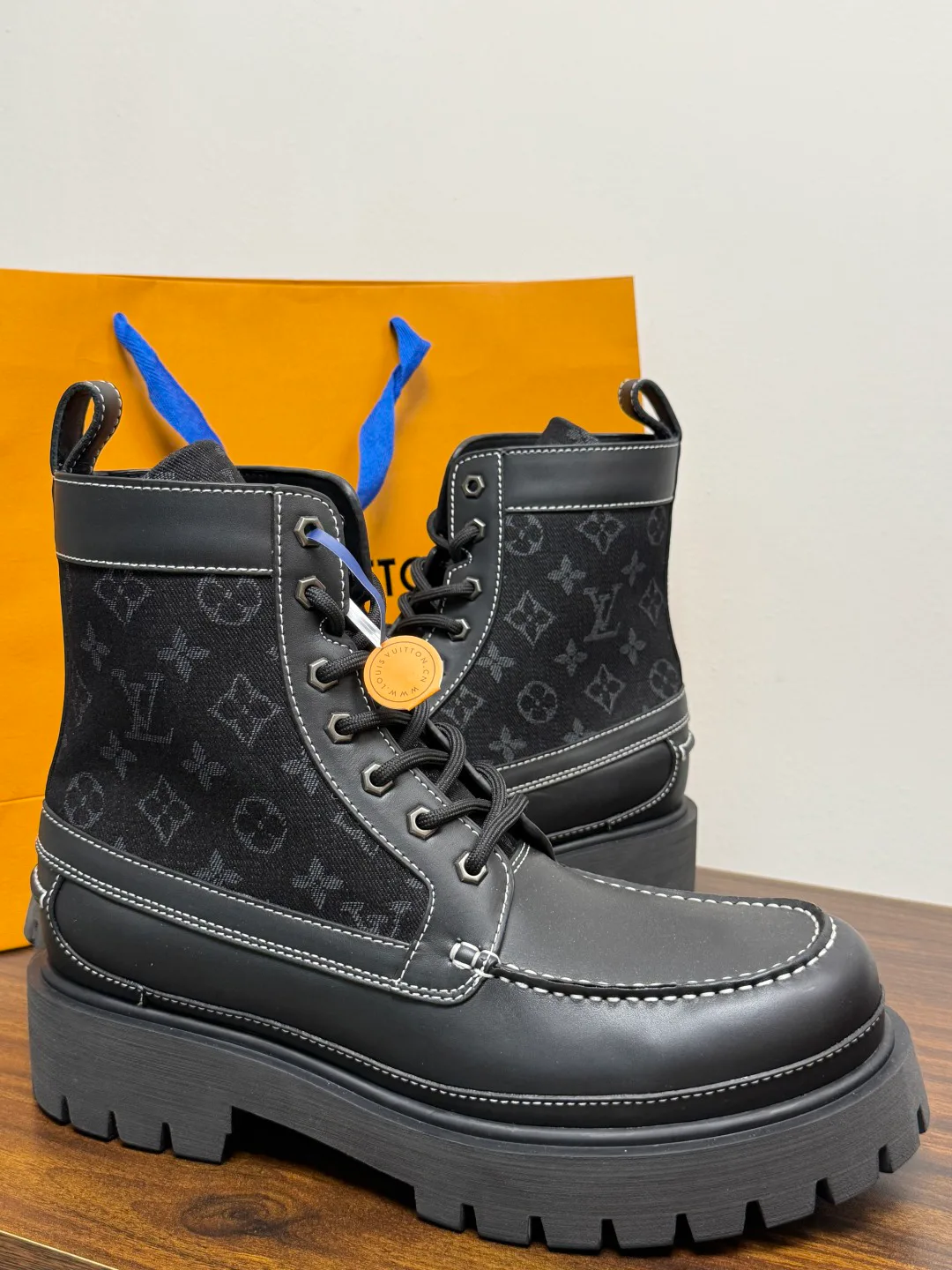 Ботинки Мужские Louis Vuitton 19423323