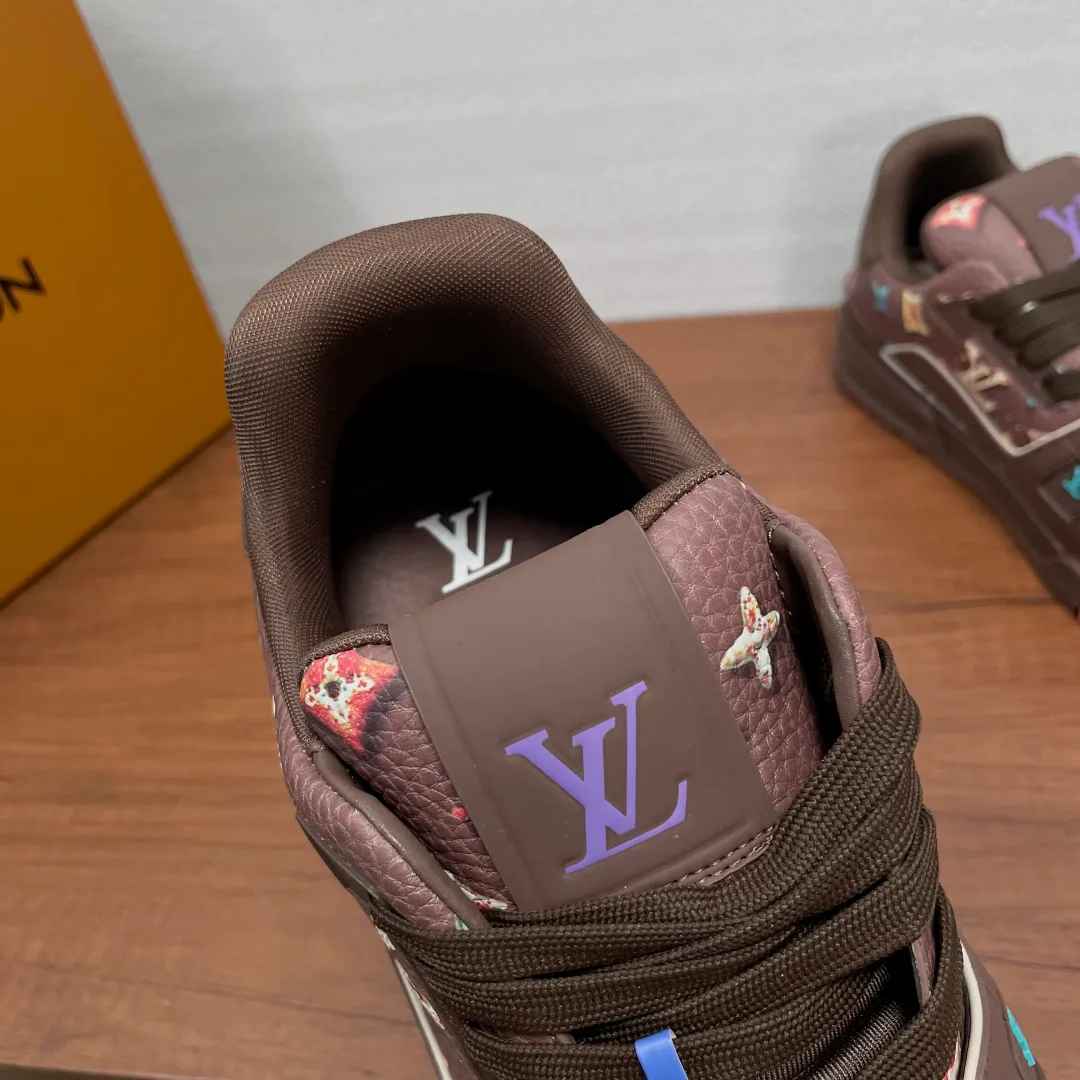 Кроссовки Женские Louis Vuitton 4266717