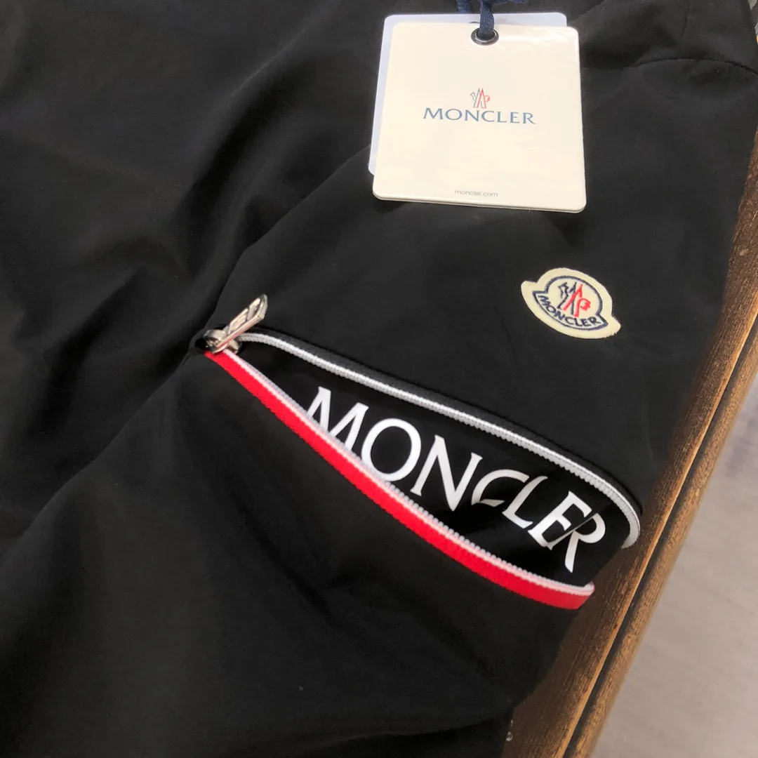 Куртки И Пуховики Женские Moncler 9642356