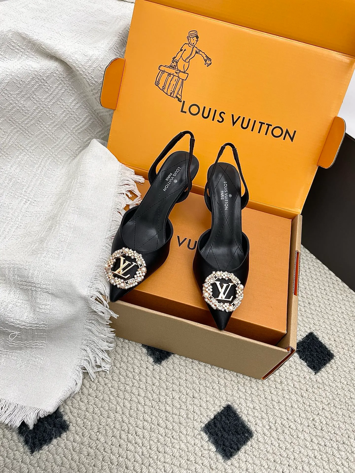 Туфли Женские Louis Vuitton 11194373