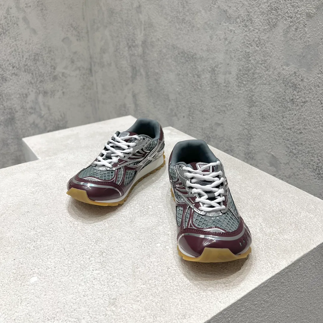 Кроссовки Женские Bottega Veneta 11565950