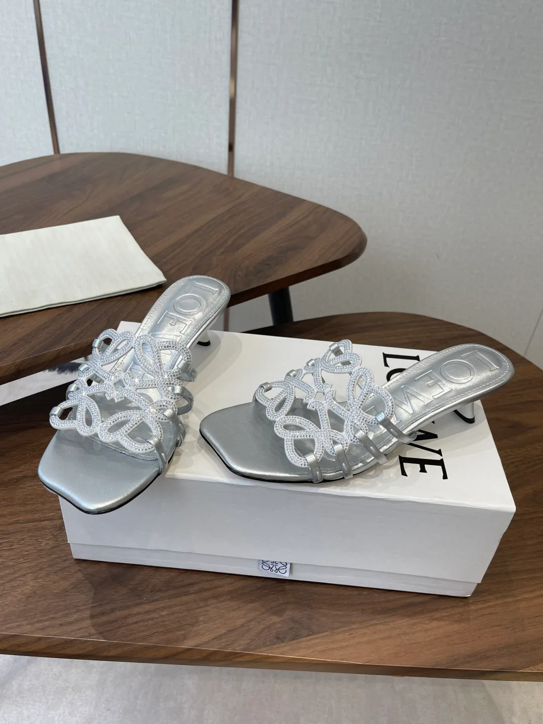 Босоножки Женские Loewe 11427999