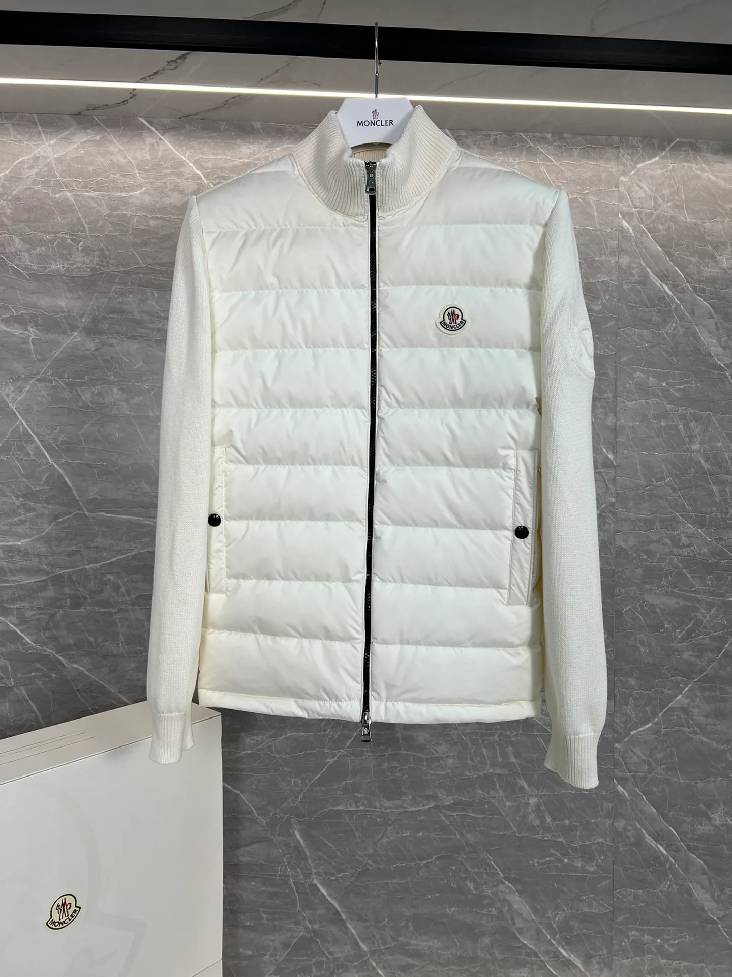 Куртки И Пуховики Мужские Moncler 13931278