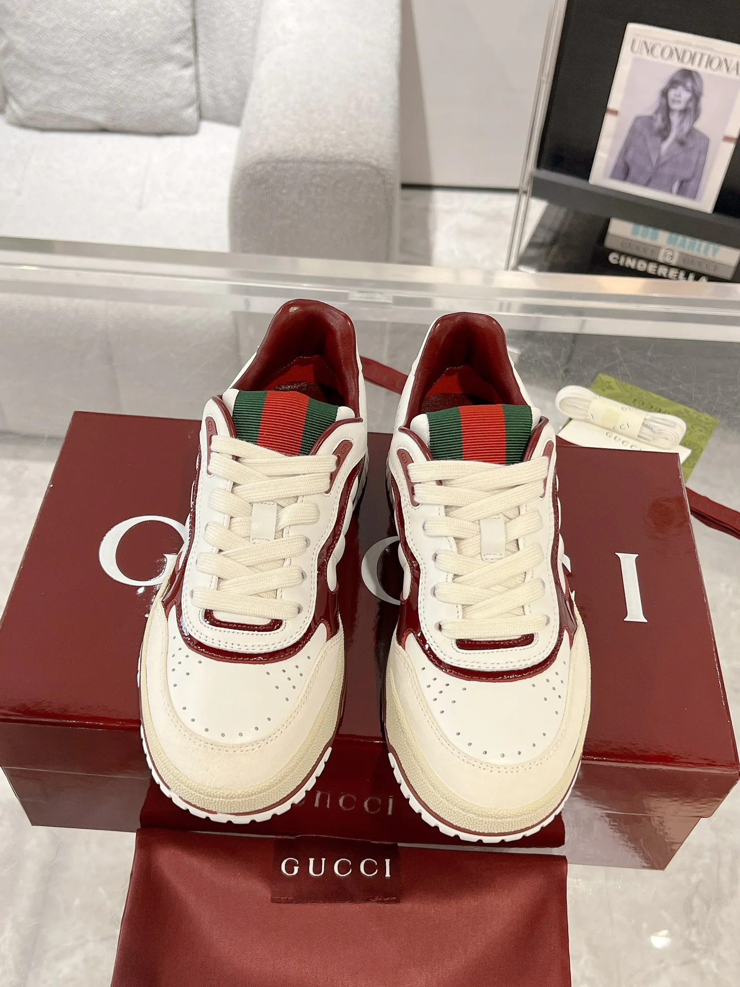 Кроссовки Женские Gucci 458079