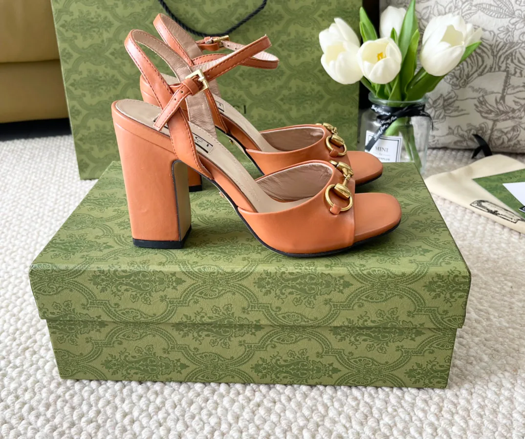 Босоножки Женские Gucci 17614720