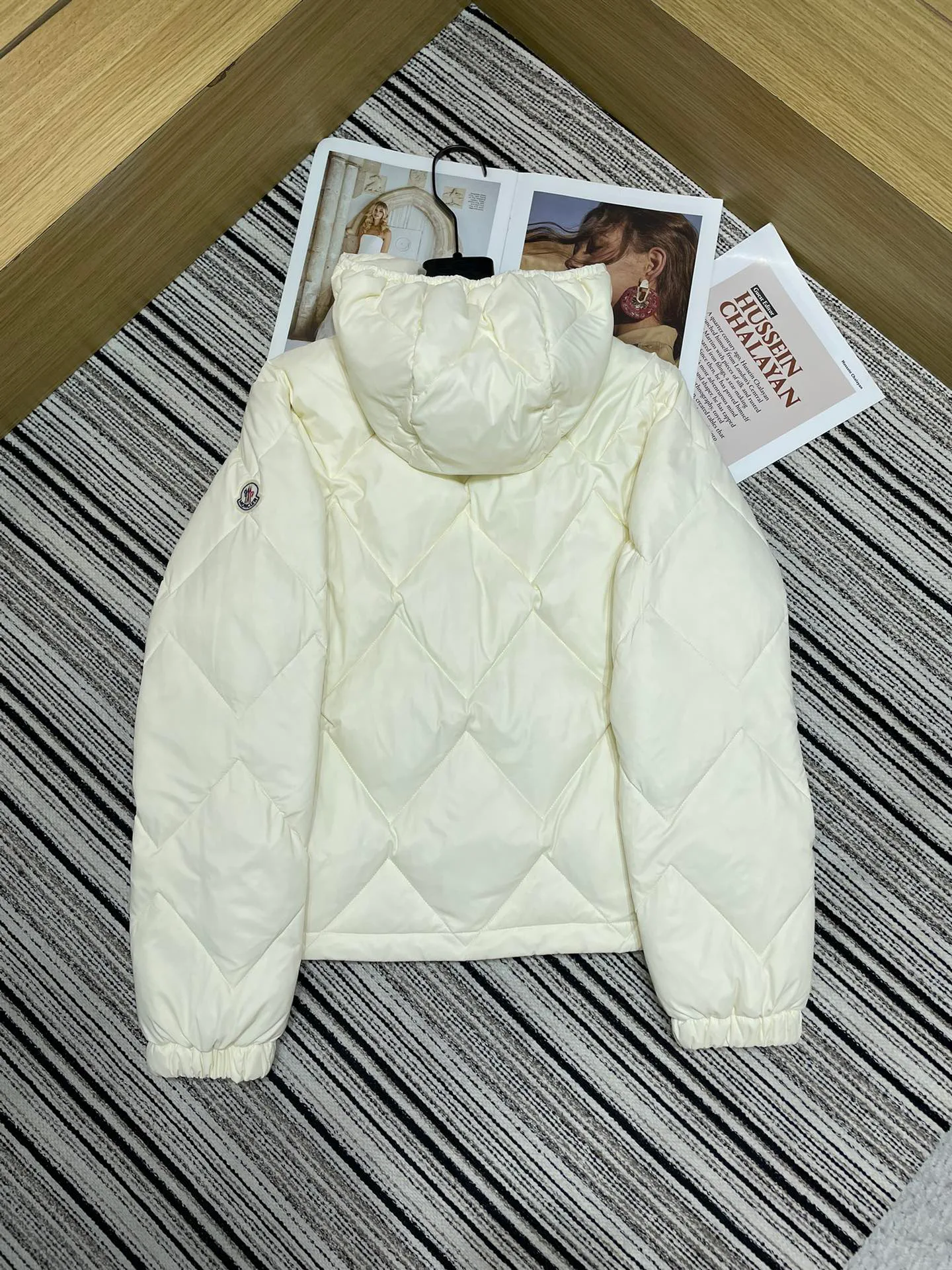 Куртки И Пуховики Женские Moncler 18735066