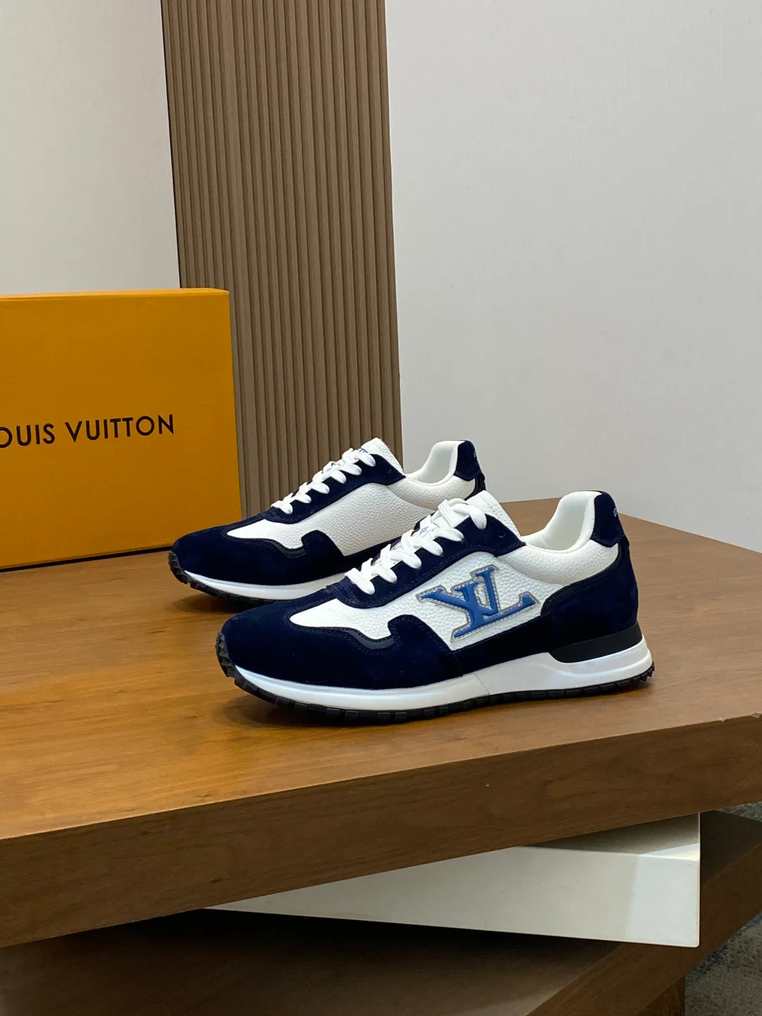 Кроссовки Мужские Louis Vuitton 860717