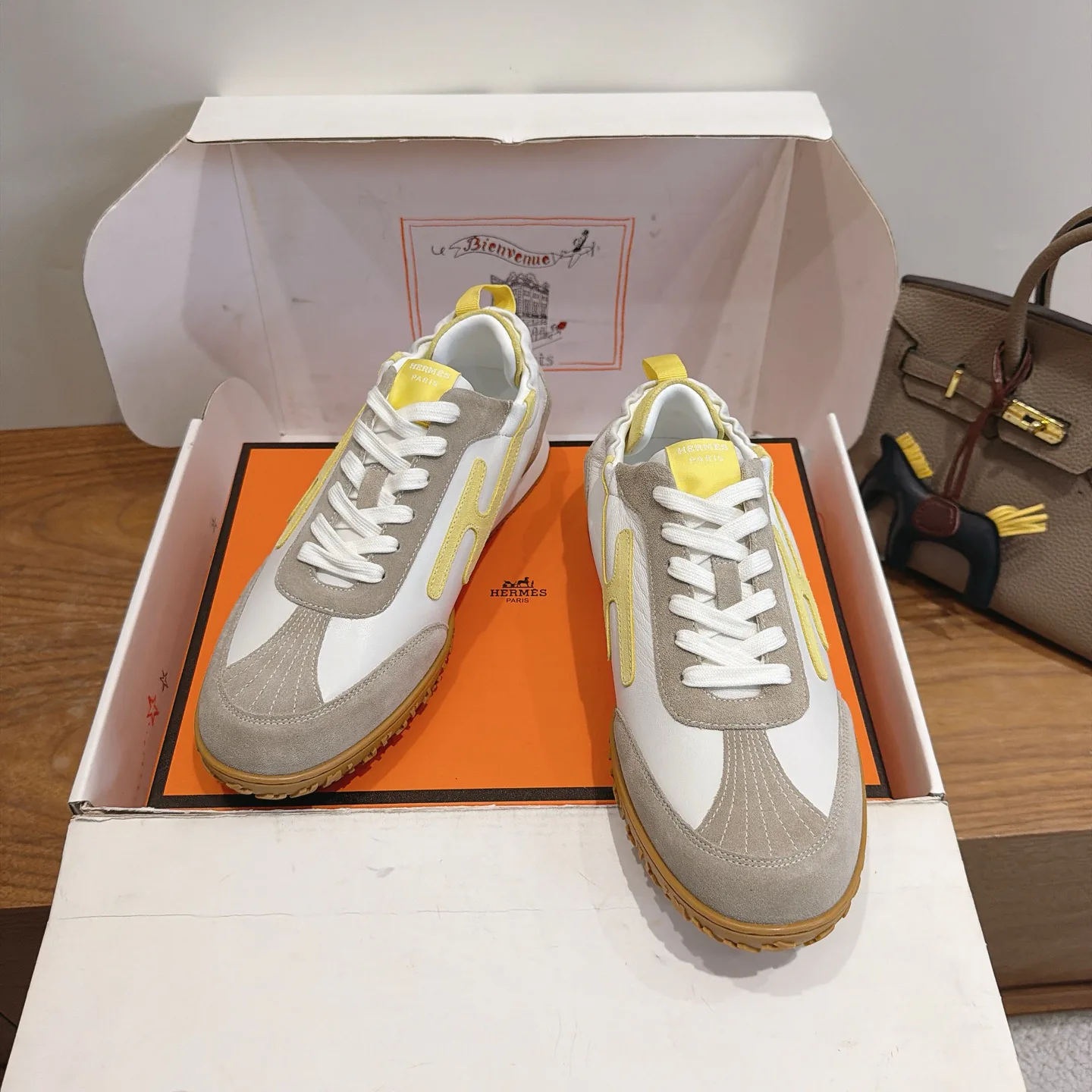 Кроссовки Женские Hermes 18729595
