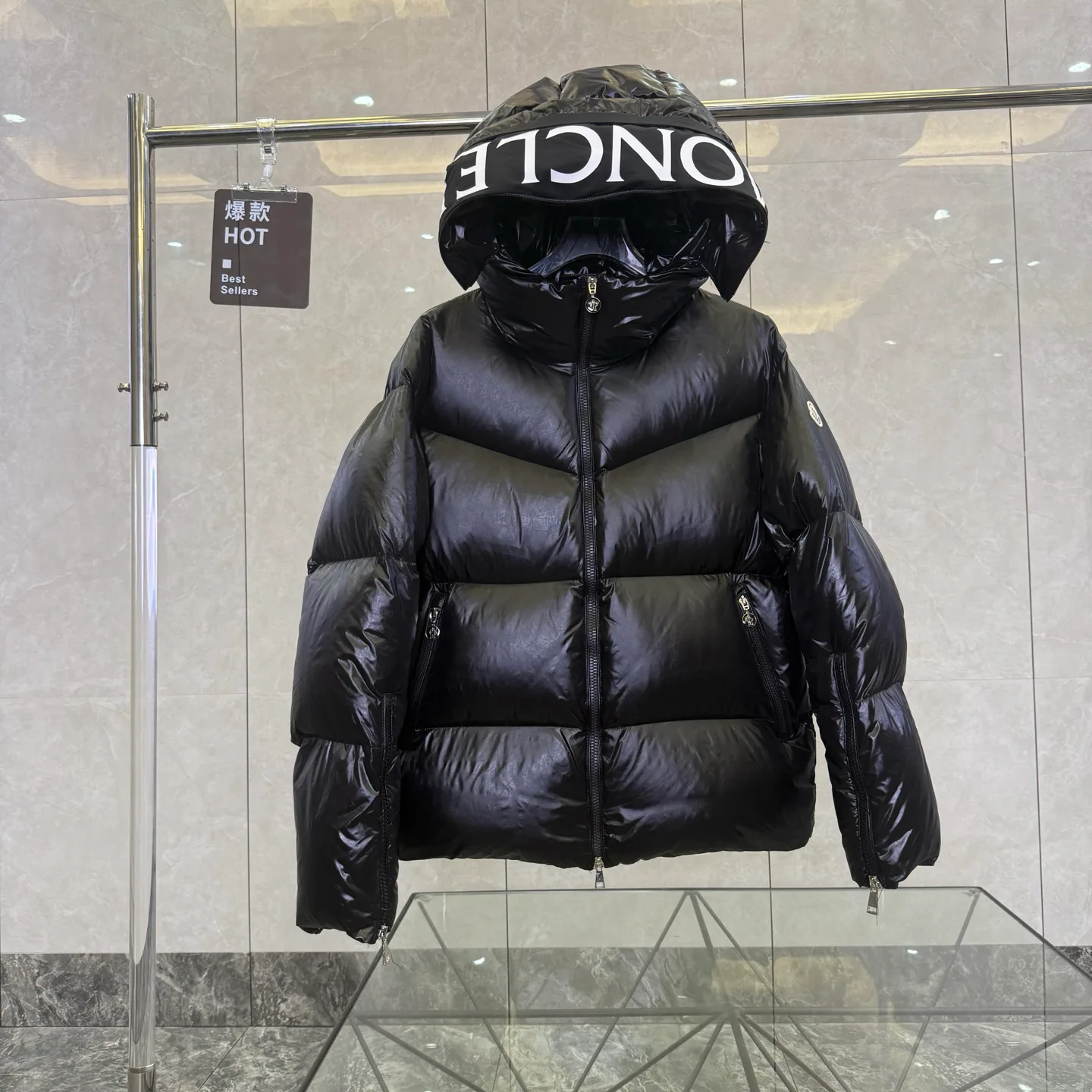 Куртки И Пуховики Женские Moncler 18391716
