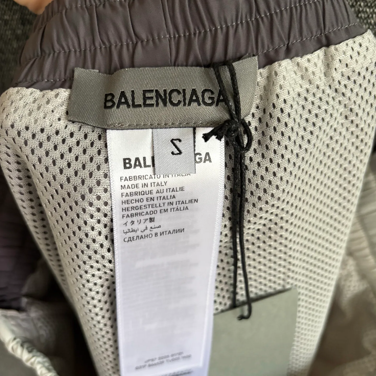 Шорты Женские Balenciaga 13222592