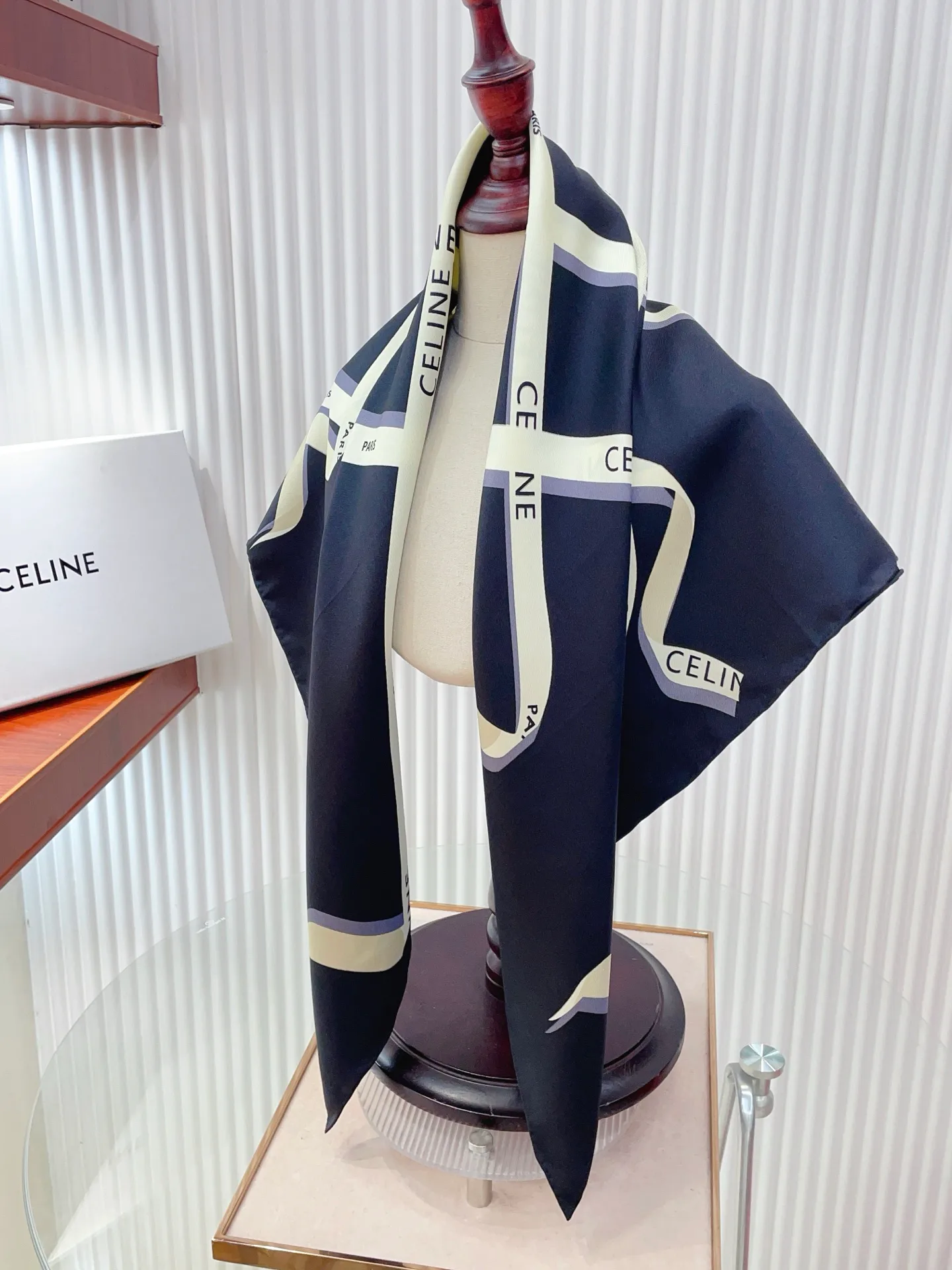 Шарфы Celine 11990824