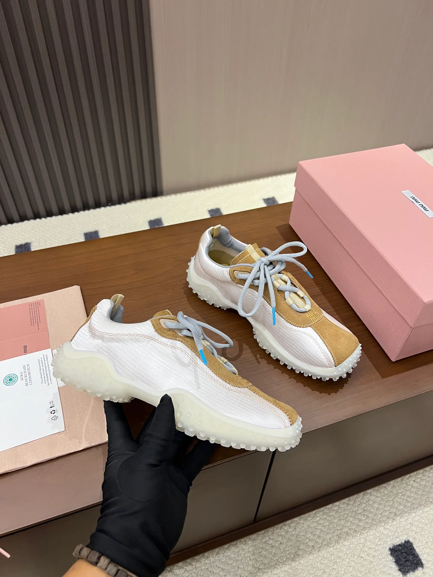 Кроссовки Женские Miu Miu 17968605