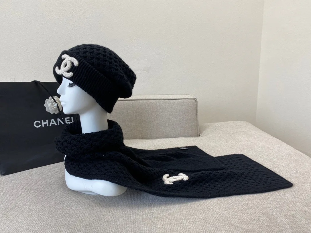 Шарфы Chanel 11613569