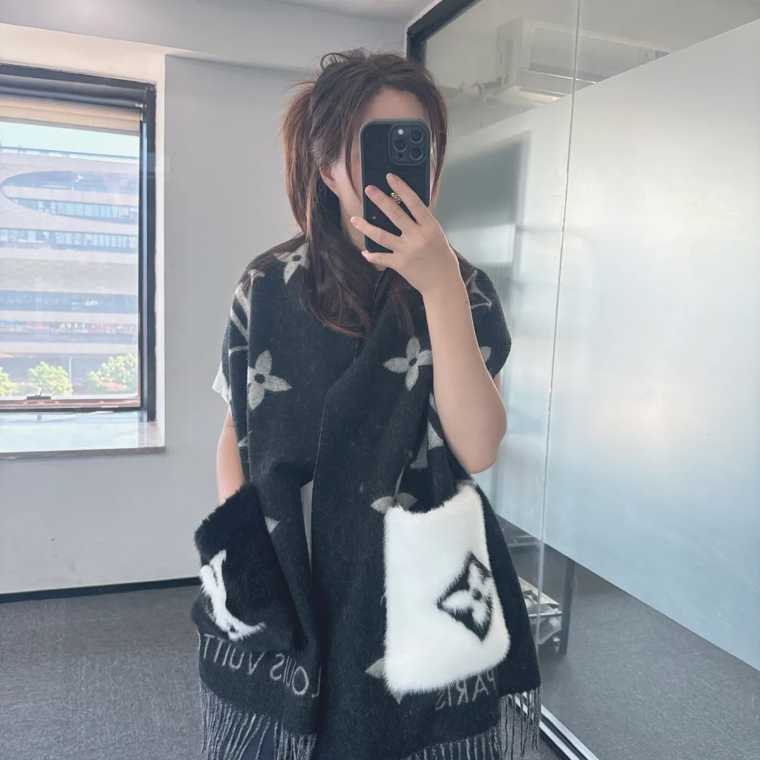 Шарфы Louis Vuitton 262417