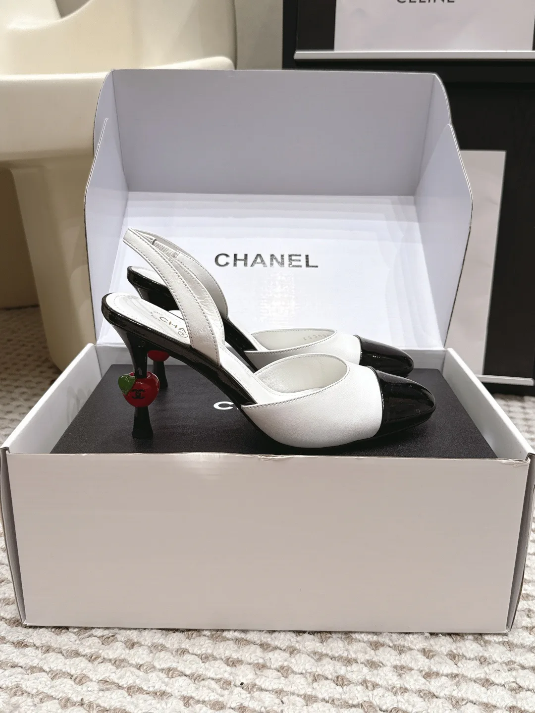 Босоножки Женские Chanel 17784796