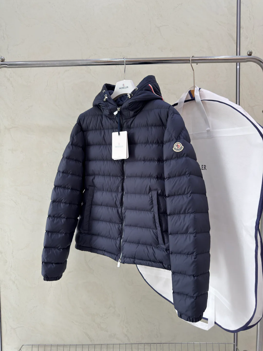 Куртки И Пуховики Женские Moncler 18690096
