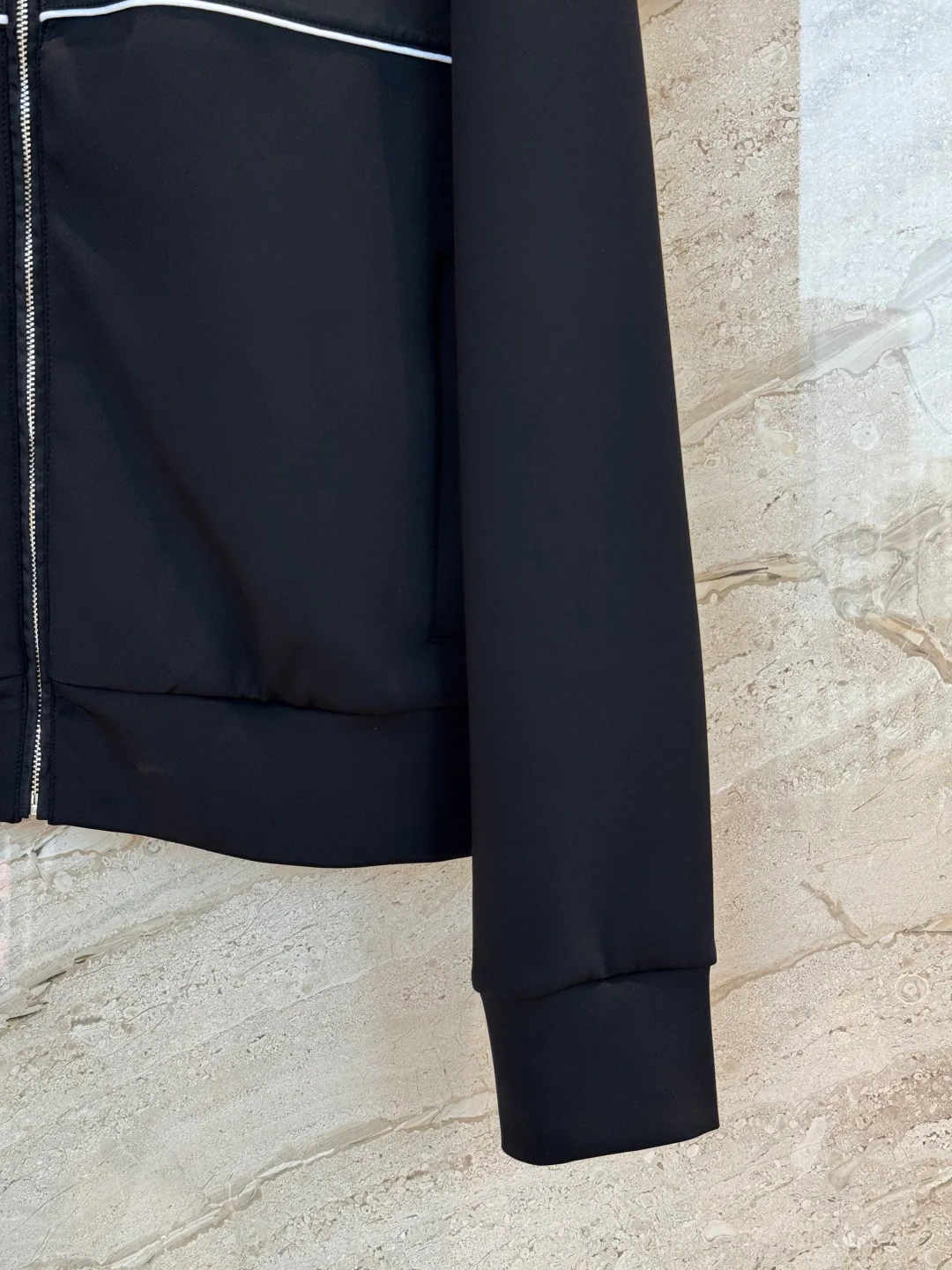 Куртки И Пуховики Женские Prada 18120153