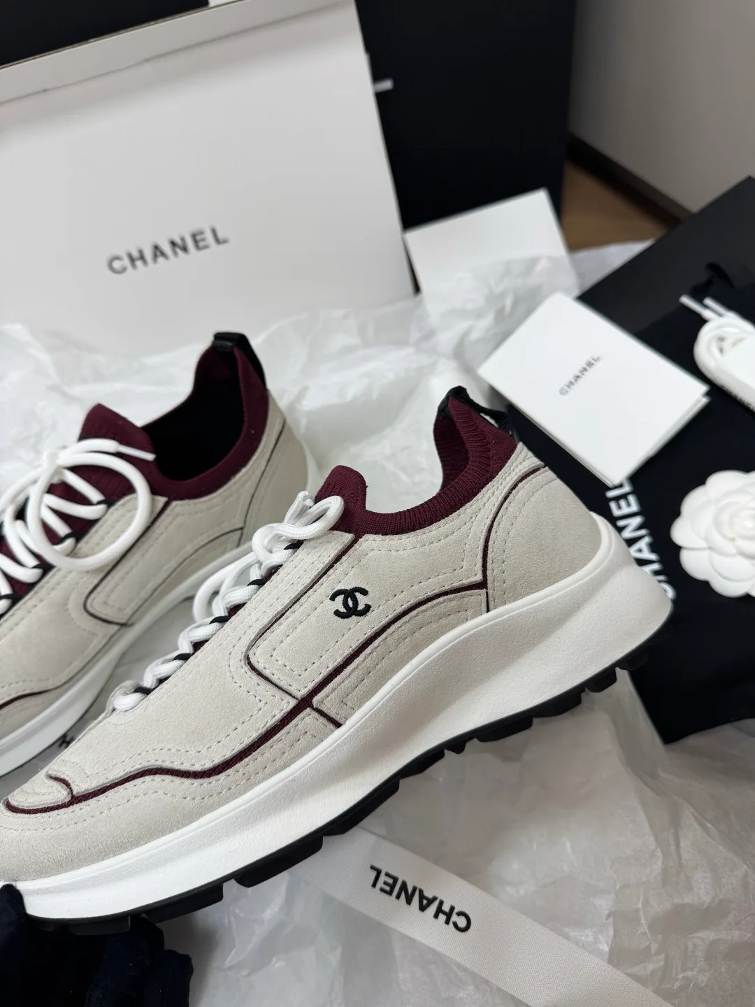 Кроссовки Женские Chanel 17418279