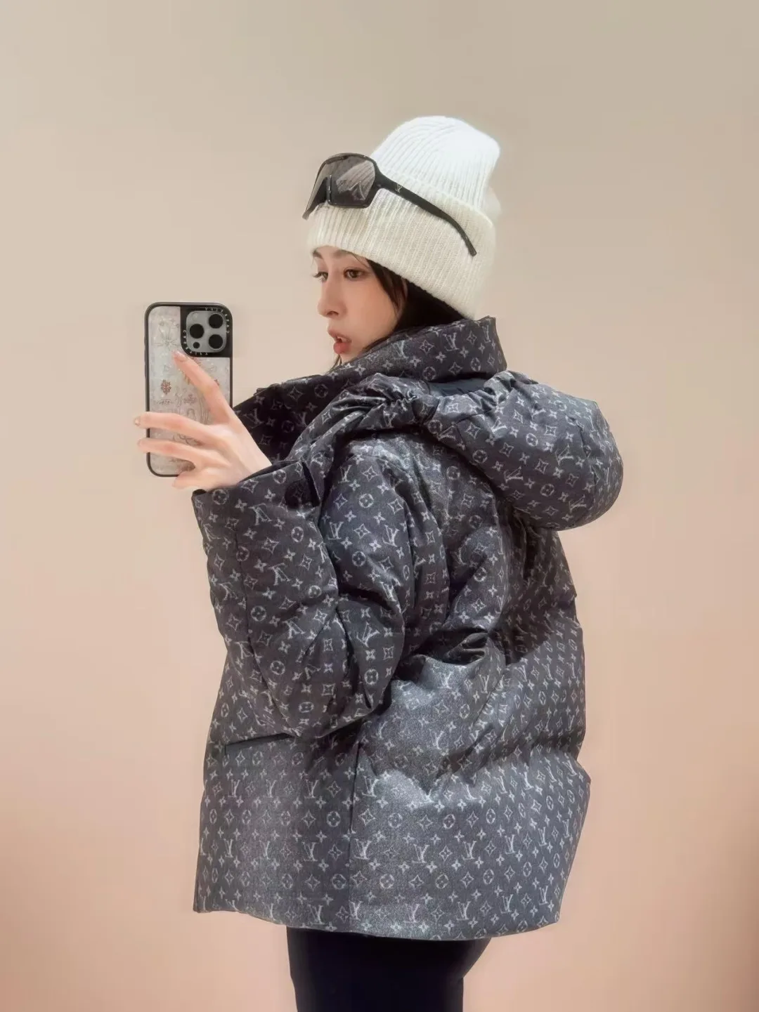 Куртки И Пуховики Женские Louis Vuitton 17959962