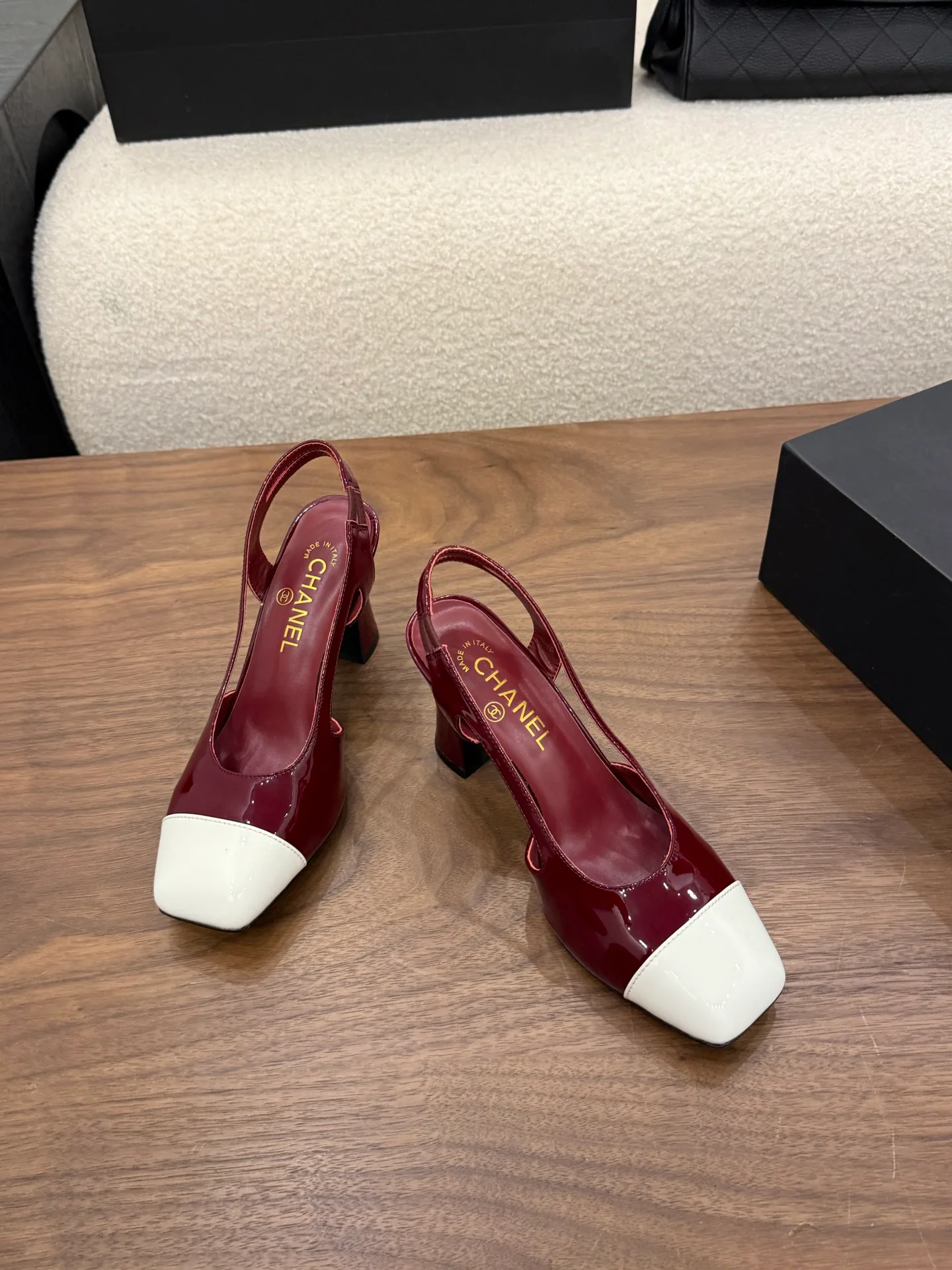 Туфли Женские Chanel 19583359