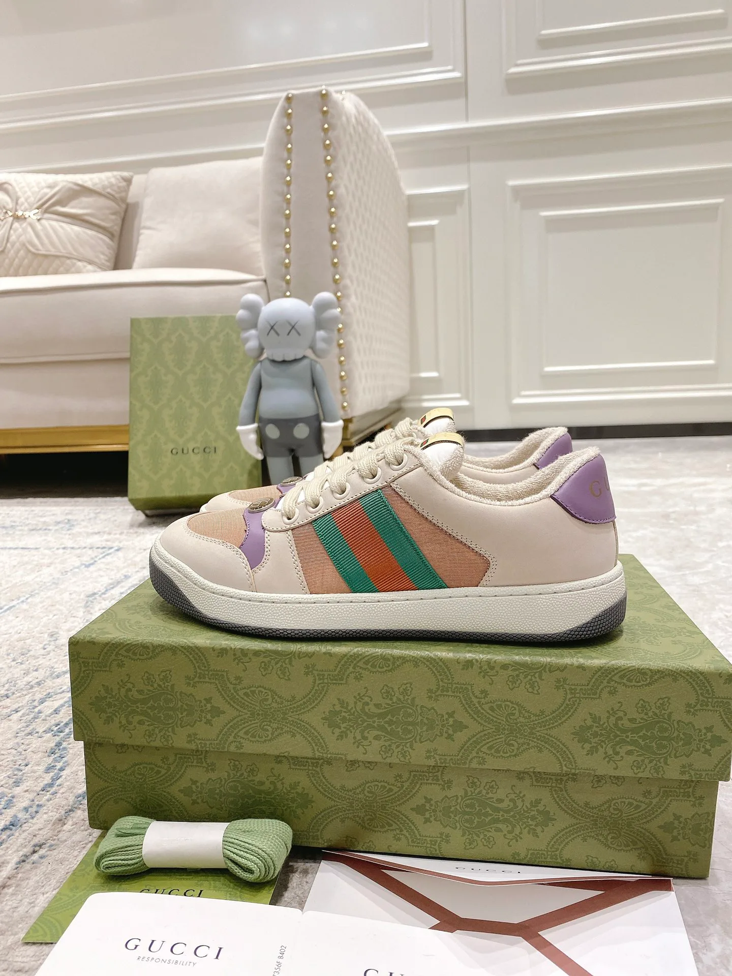 Кроссовки Женские Gucci 944998