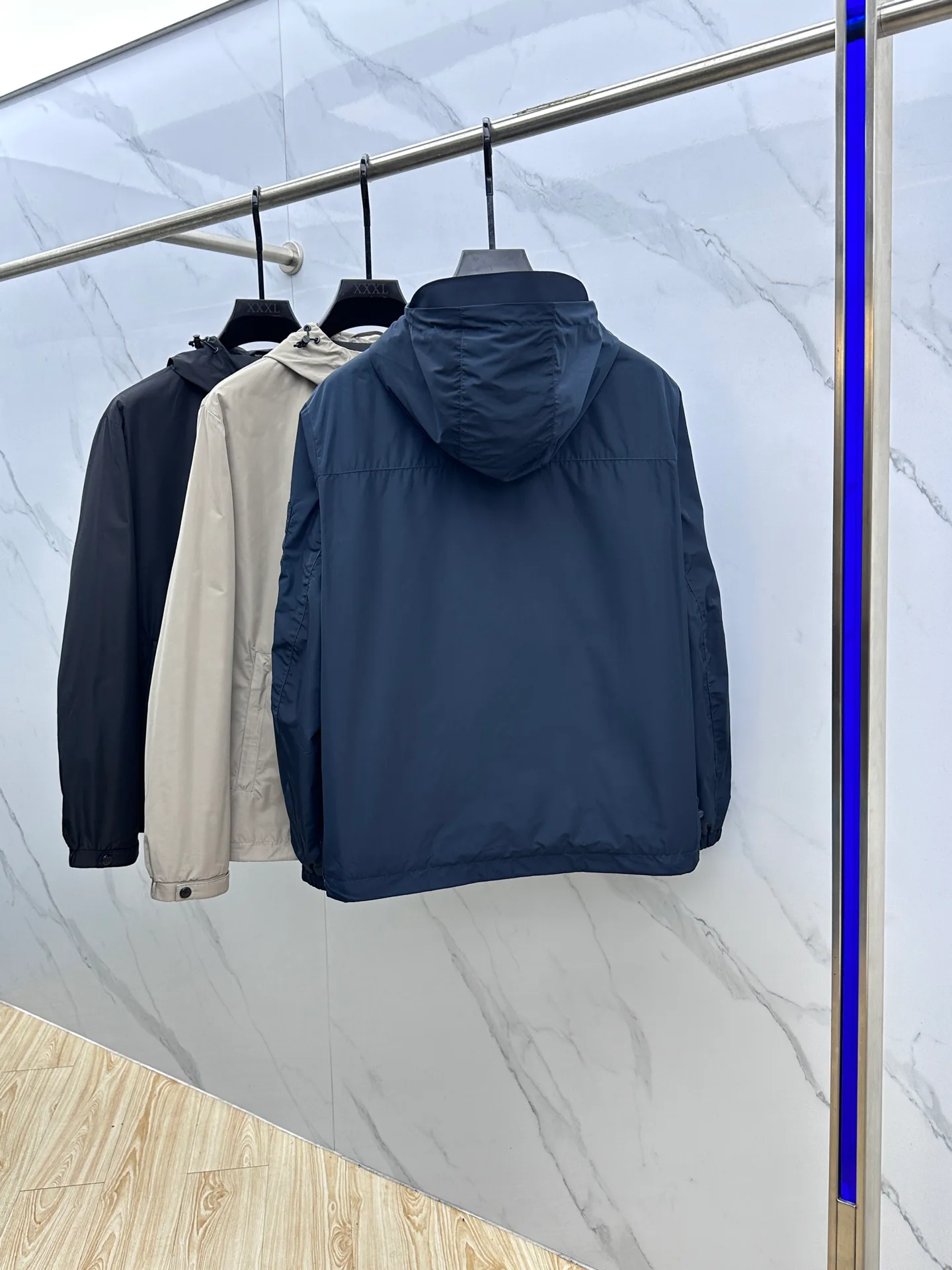 Куртки И Пуховики Мужские Prada 18246781