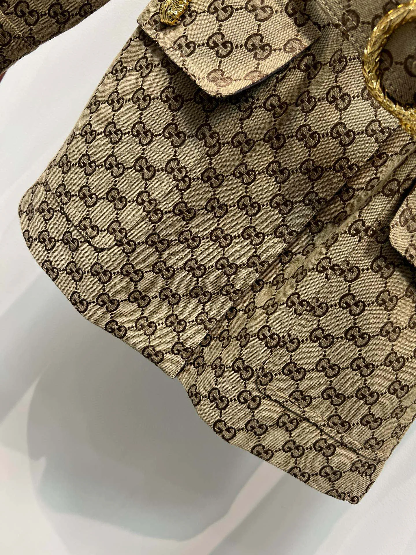 Куртки И Пуховики Женские Gucci 10465923