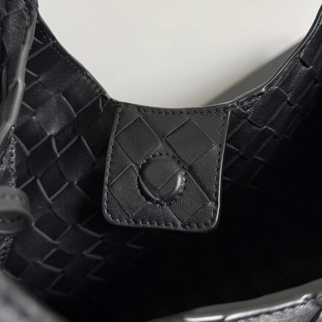 Классические Сумки Женские Bottega Veneta 17533715