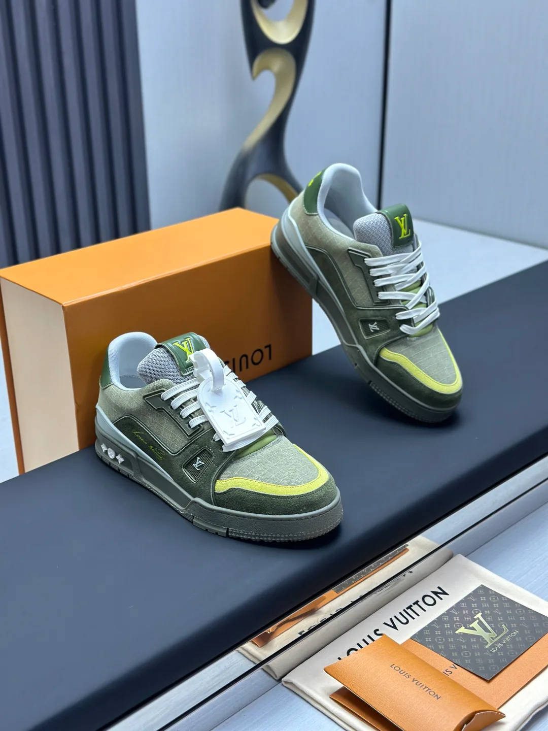 Кроссовки Женские Louis Vuitton 153034