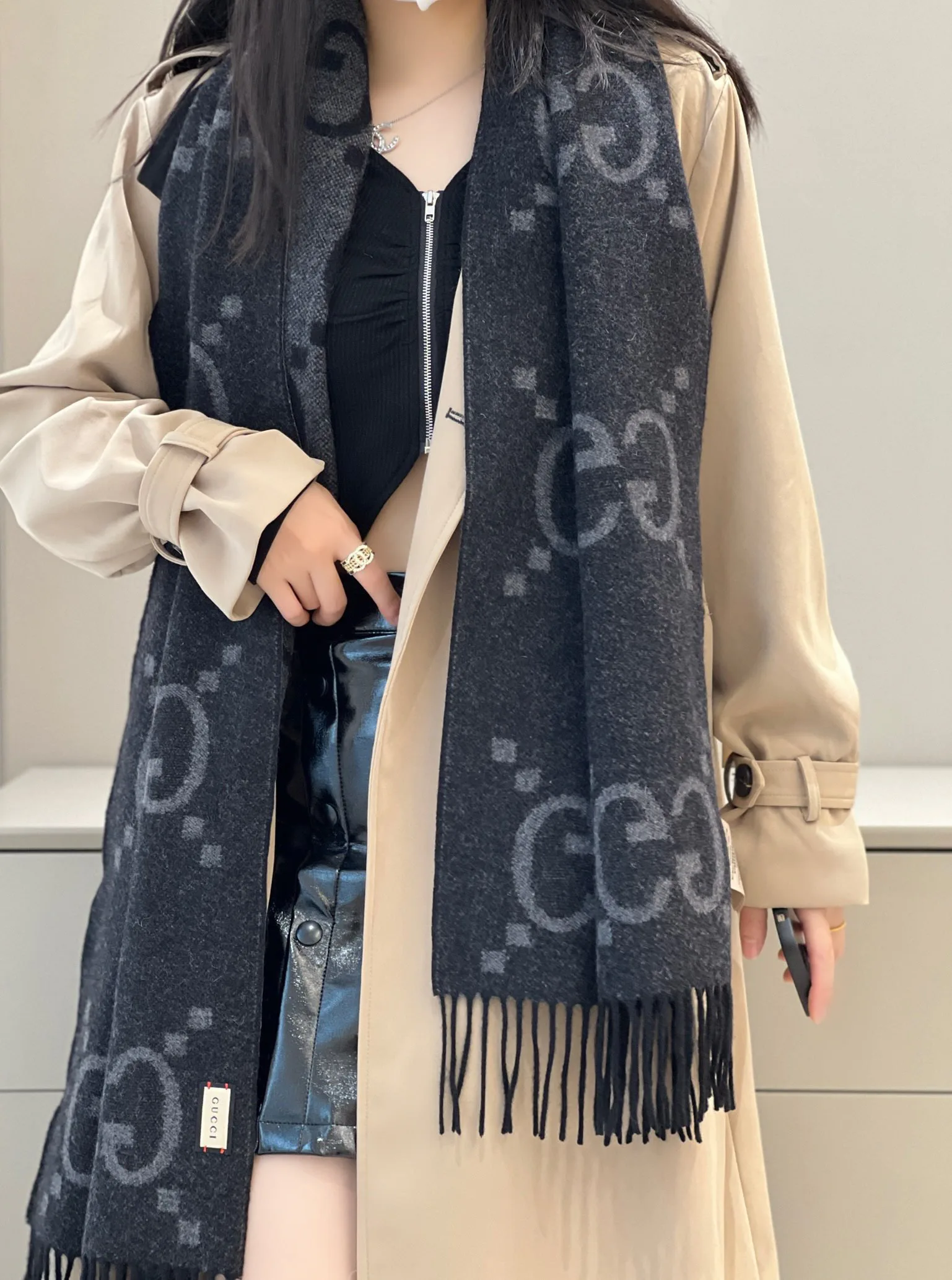 Шарфы Gucci 1855