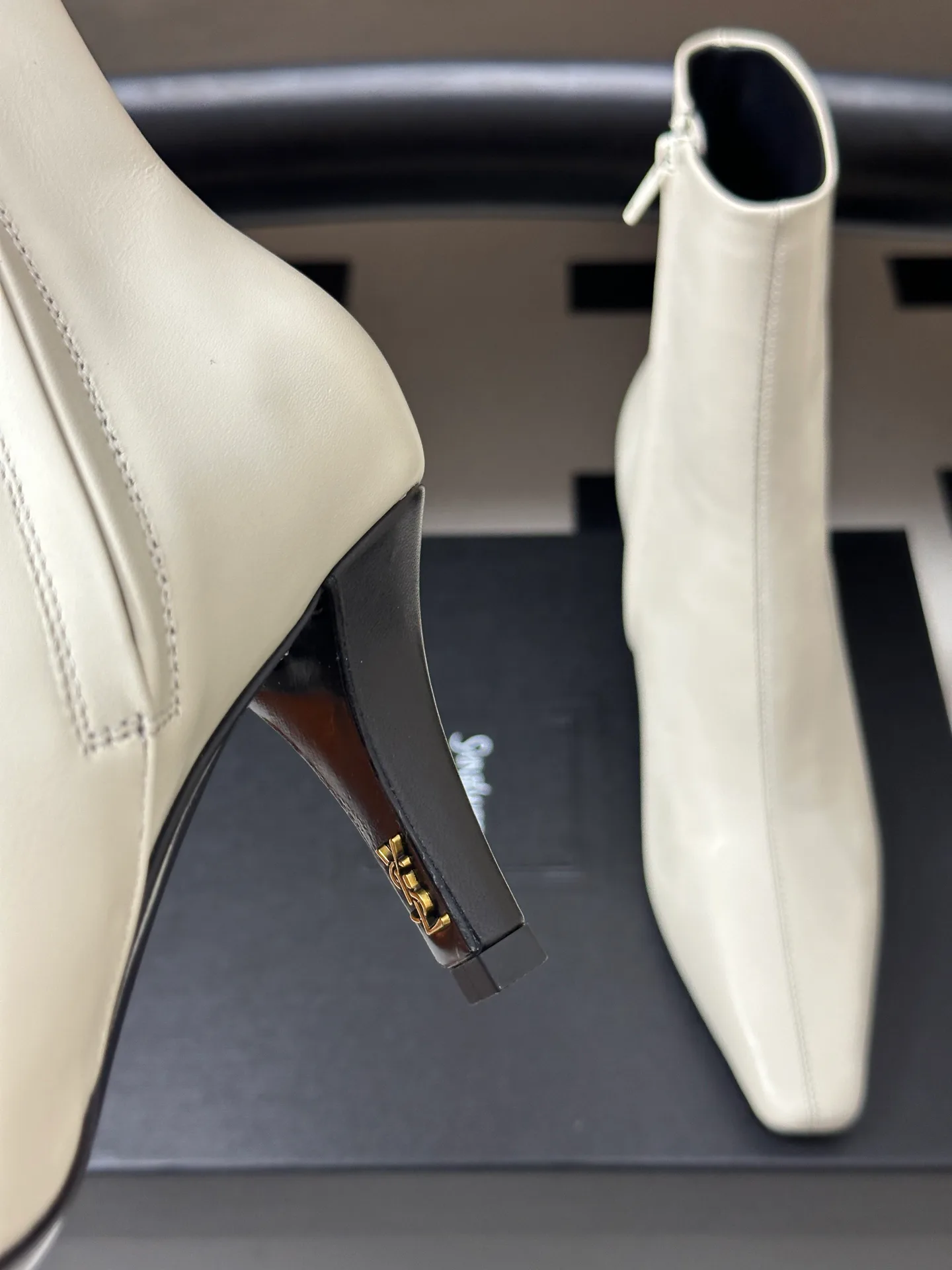 Ботильоны Женские Saint Laurent 18492621