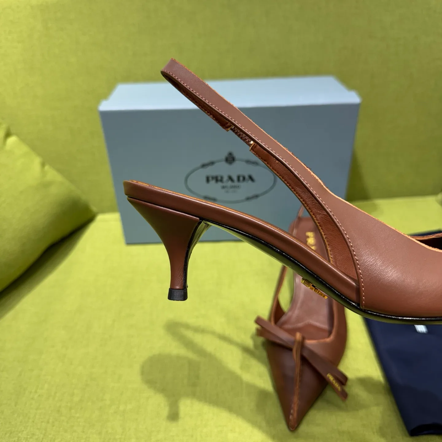 Туфли Женские Prada 18709014