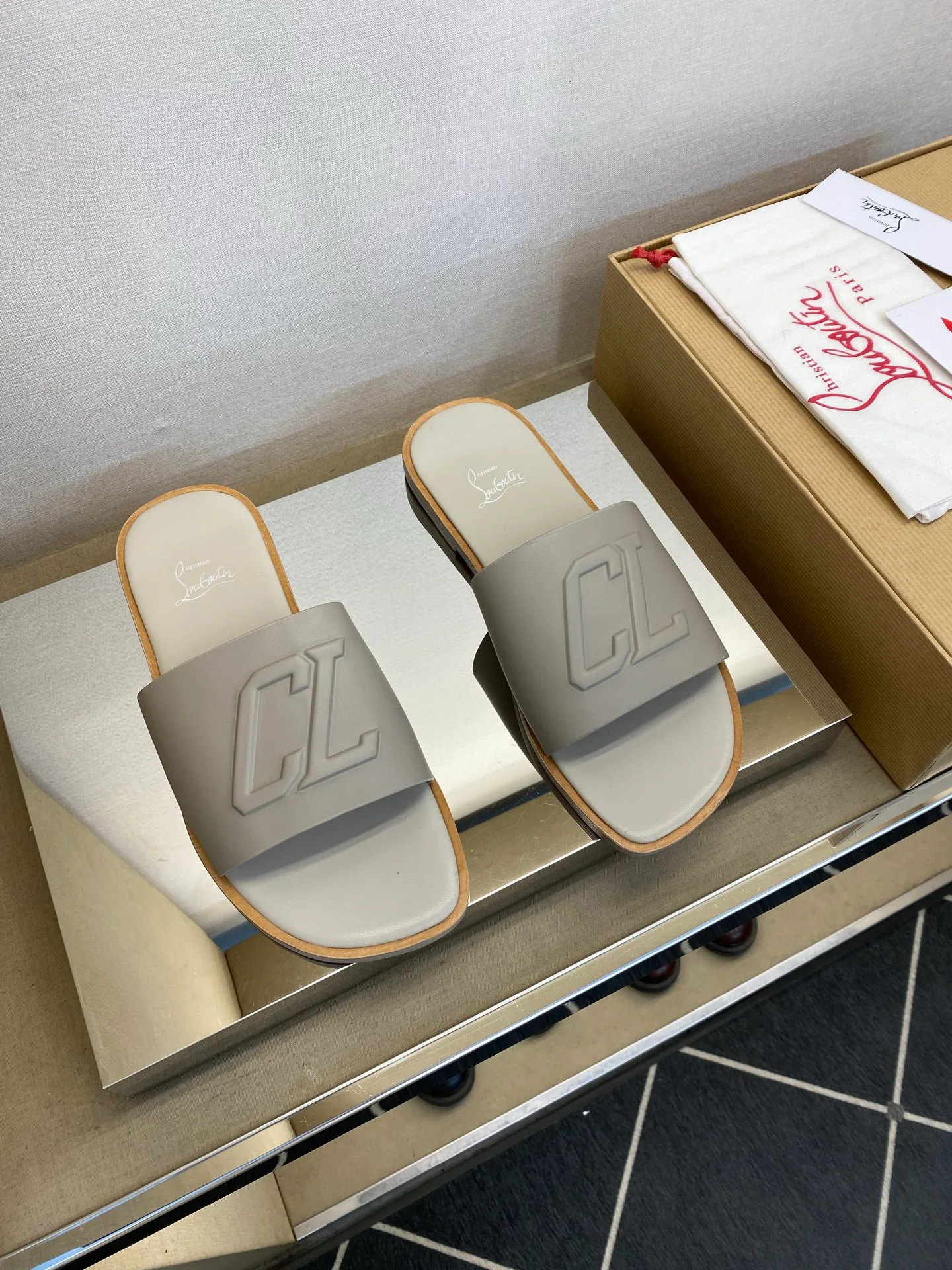 Сандалии Мужские Christian Louboutin 11710366