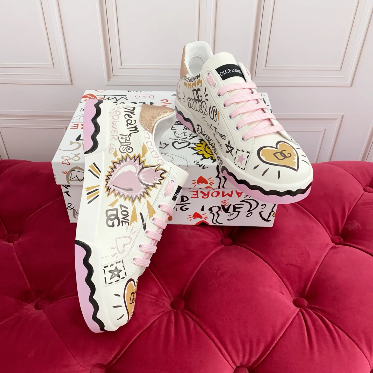 Кроссовки Женские Dolce & Gabbana 18618114