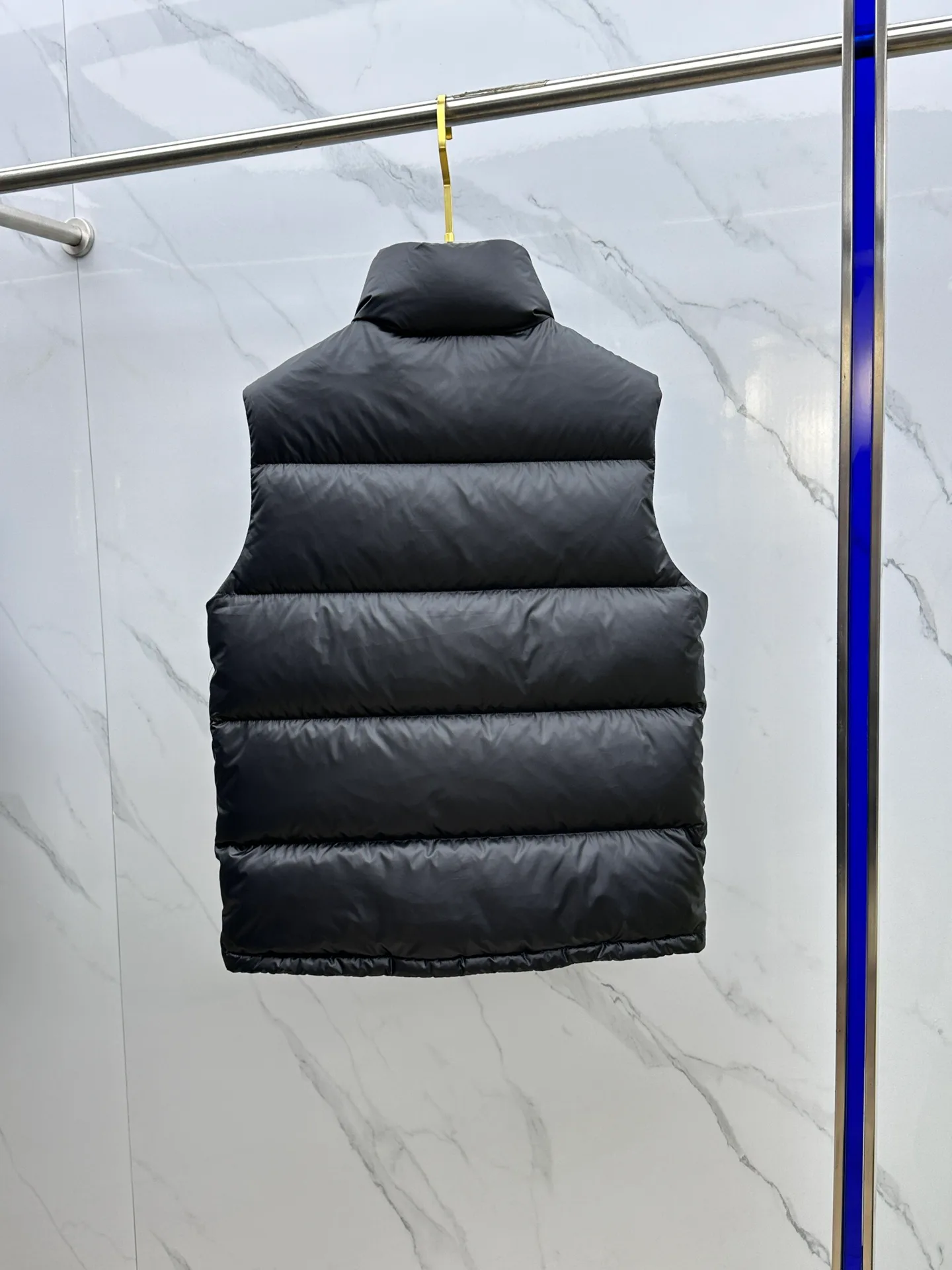 Жилеты Мужские Moncler 2237415