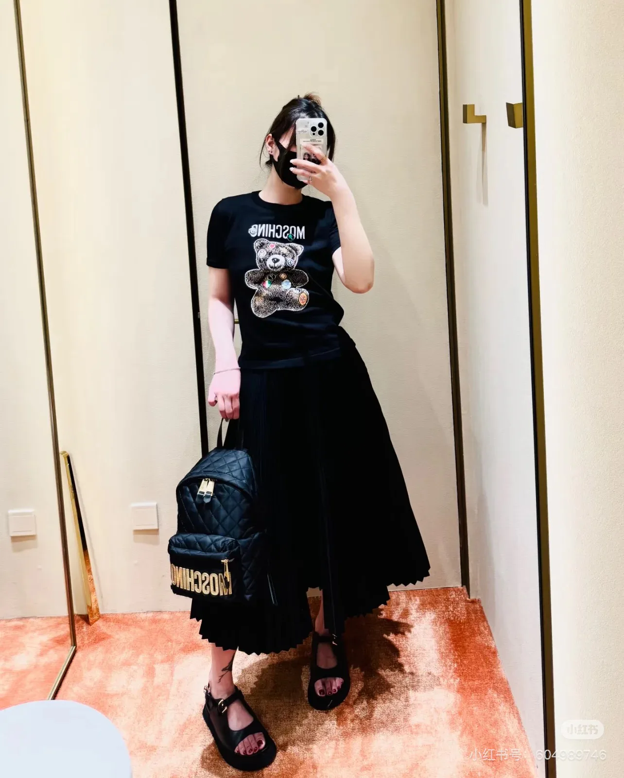 Футболки Женские Moschino 35101