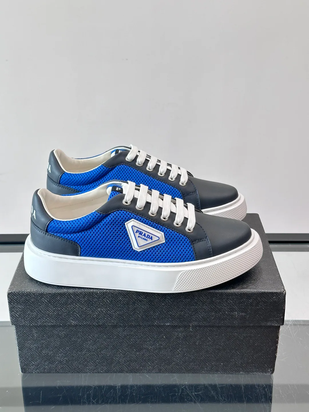 Кроссовки Мужские Prada 17497960