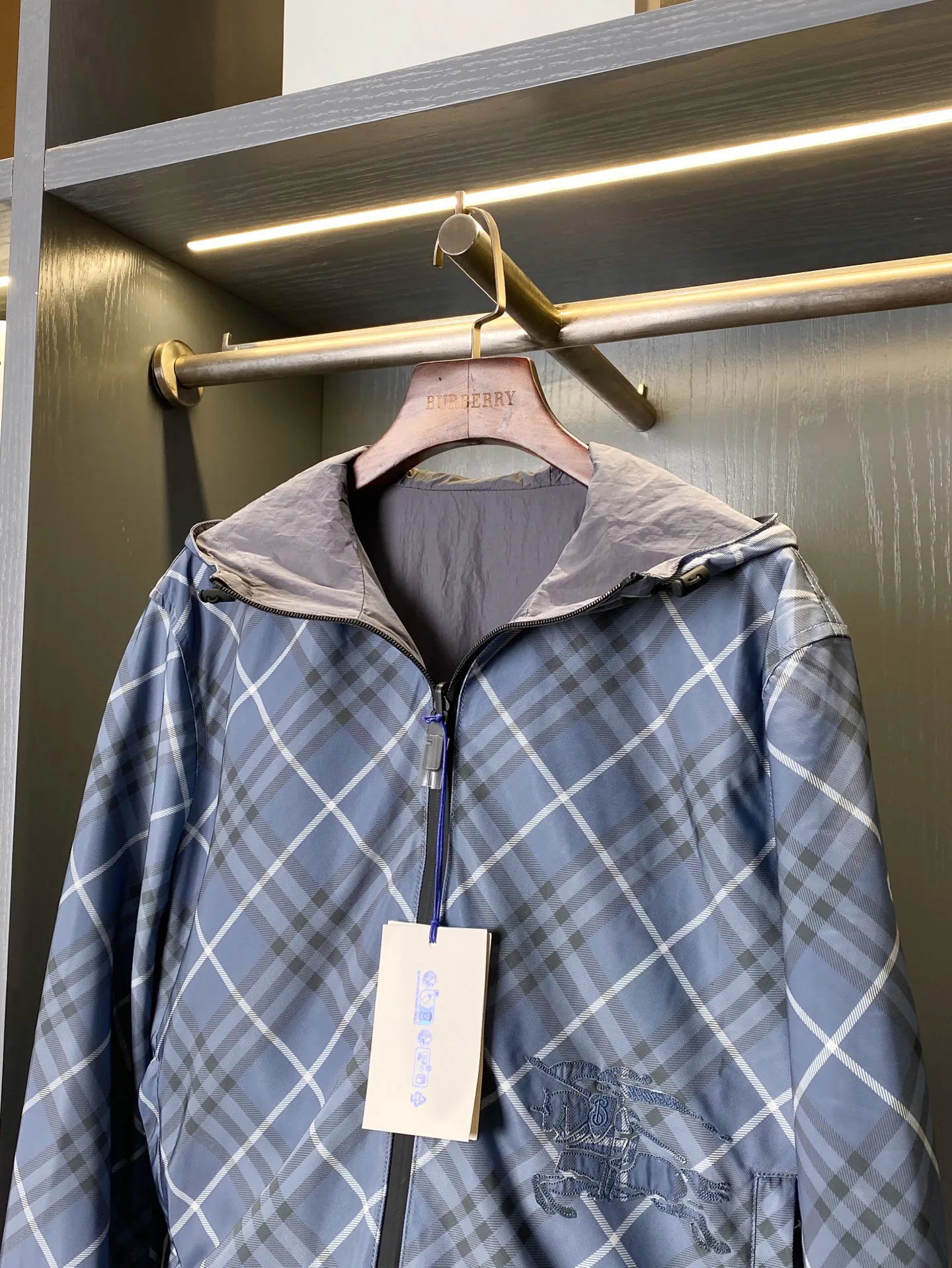 Куртки И Пуховики Женские Burberry 11339843