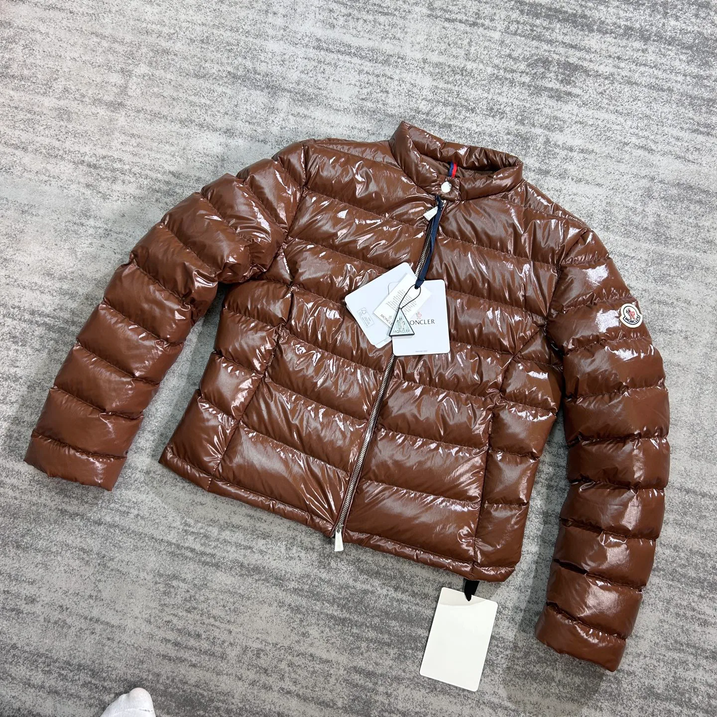 Куртки И Пуховики Женские Moncler 18766312