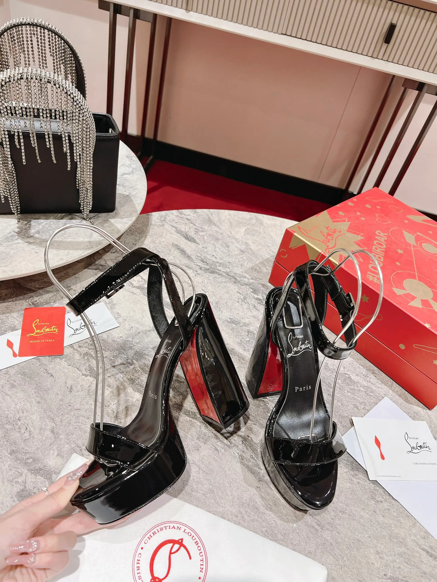 Босоножки Женские Christian Louboutin 72942