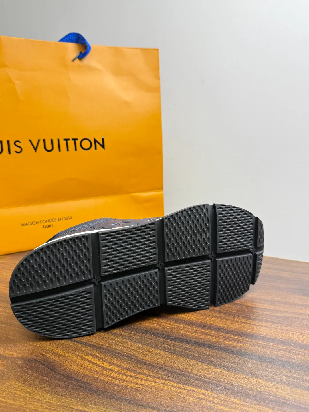Кроссовки Мужские Louis Vuitton 20114688